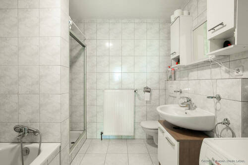 Badezimmer - Etagenwohnung mit 115,00 m² in Laufenburg zum Kaufen