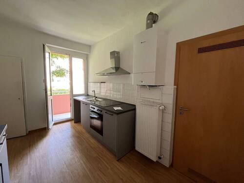 Küche mit Einbauküche - 