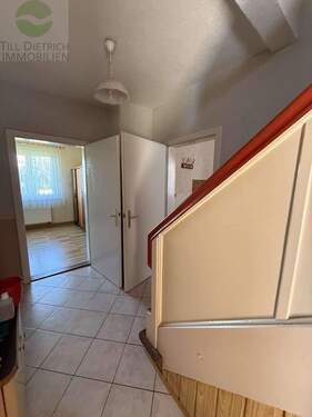 Flur - Einfamilienhaus mit 120,00 m² in Ilmenau zum Kaufen