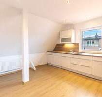 Stilvoll wohnen nahe der Evenburg - Charmante Dachgeschosswohnung in Loga - Leer (Ostfriesland) / Loga