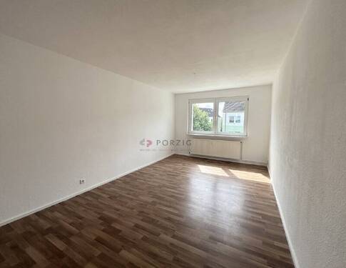 Wohnzimmer - Ein Zuhause mit Charakter- Charmante 2-Raum-Wohnung in Bad Sülze!