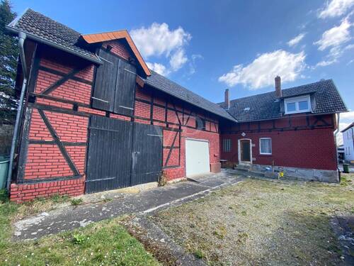 Wirtschaftsgebäude - 4 Zimmer Einfamilienhaus in Coburg / Neuses