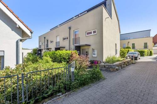 Außenansicht - 5 Zimmer Einfamilienhaus zum Kaufen in Möglingen