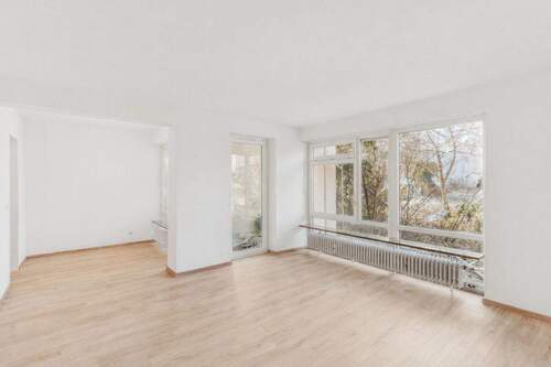 Wohnzimmer / Esszimmer - 