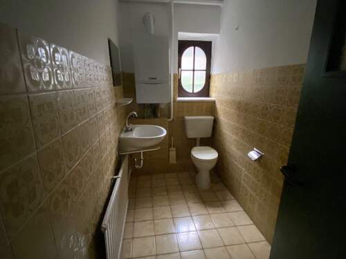 Toilette EG rechts - 
