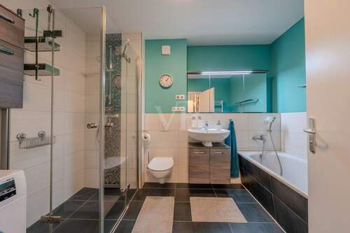 Badezimmer - Reihenmittelhaus mit 141,00 m&sup2; in Berlin zum Kaufen