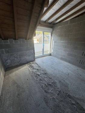 4 Dachgeschoß und Balkon (6) - 