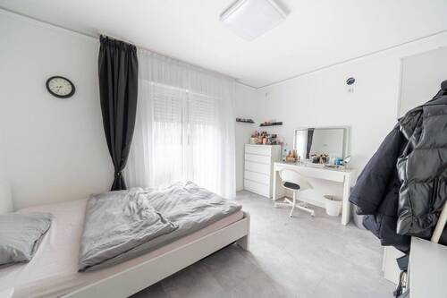 Kinderzimmer 1 - 6 Zimmer Etagenwohnung in Edingen-Neckarhausen