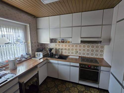 Bild 3 - 5 Zimmer Reihenmittelhaus in Aschaffenburg