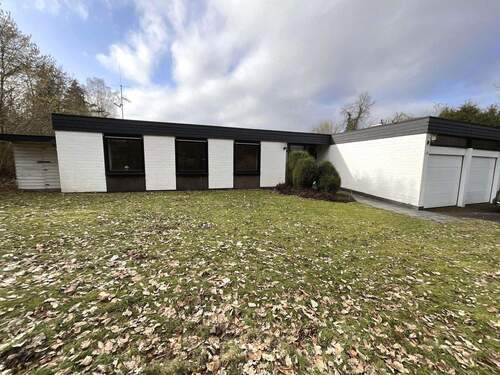 Außenansicht - 7 Zimmer Bungalow zum Kaufen in Wehretal