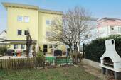 Garten - Gepflegtes Reihenmittelhaus mit Garten, Garage und 2 Freistellplätzen in Münchingen. Energieeff. 'A'