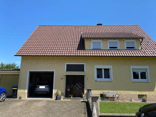 Außen - Freistehendes Einfamilienhaus in guter Lage in Wellendingen