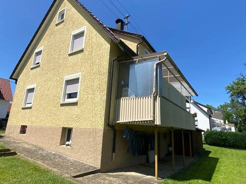 Außen - 7 Zimmer Einfamilienhaus zum Kaufen in Wellendingen