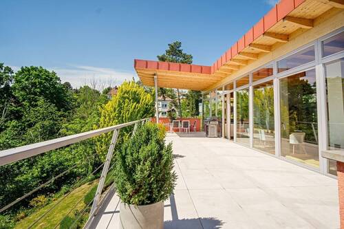 schöne Architektur u. große, uneinsehbare Terrasse - 3 Zimmer Einfamilienhaus in Meißen