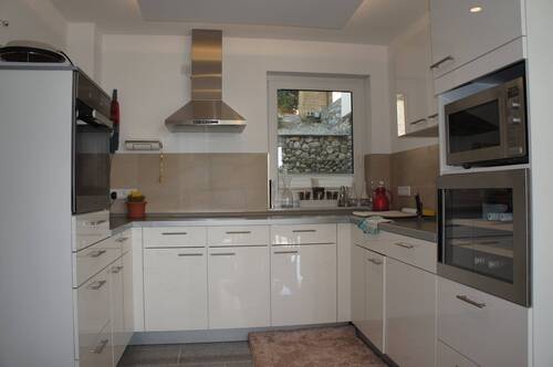 Einbauküche mit E-Geräten.JPG - 