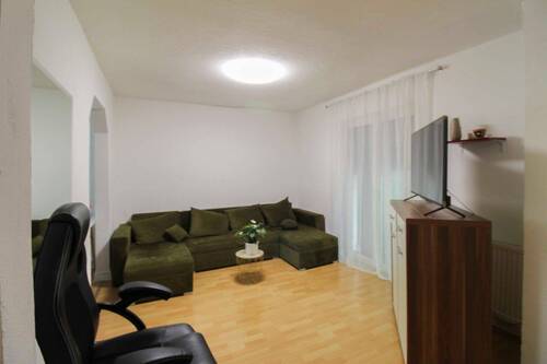 Wohnzimmer 2 OG links Hinterhaus - 