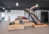 Treppe zum 4. OG - Moderne Bürofläche 4.OG Raum 4.32 in München - flexibel, möbliert, 247