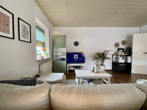 Wohnzimmer II - Etagenwohnung mit 57,00 m² in Lautertal-Elmshausen zum Kaufen