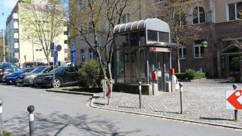 U-Bahn Schoppershof Aufzug - 