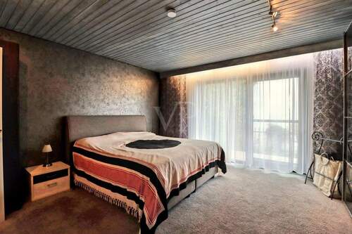 Schlafzimmer EG - 