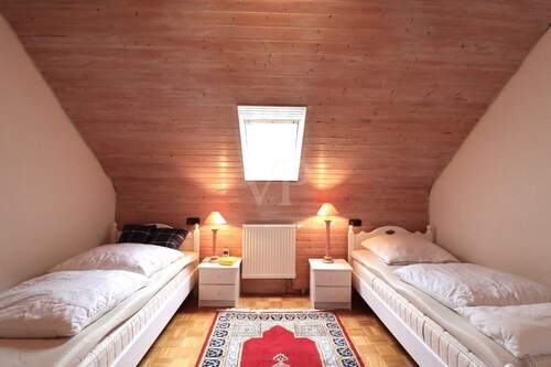 Schlafzimmer DG - 