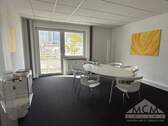 Meetingraum mit Balkon - 6 Zimmer Büro in Frankfurt am Main