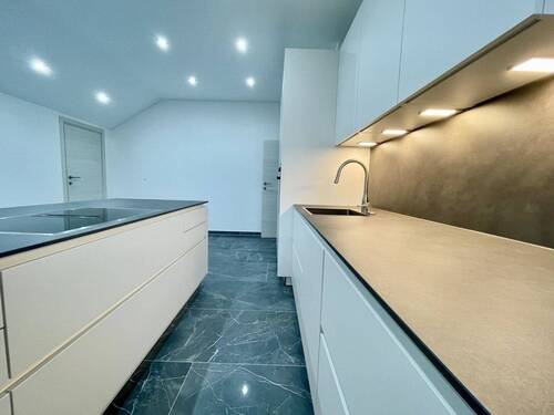 Küche mit Speisekammer - 