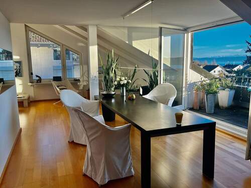 Bild 1 - Traumsicht auf See und Alpenkette