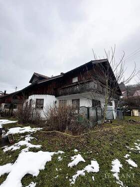 Süd-West Ansicht. - *Ein Platz für die ganze Familie auf ca. 154 qm Wohnfläche*!