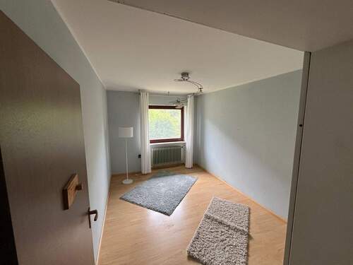 Gästezimmer / Büro im Erdgeschoss - 