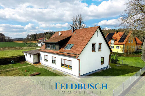 Cover - Leben im Grünen: Idyllisches Anwesen mit Zweifamilienhaus und landwirtschaftlicher Fläche in Neuhaid bei Parsberg