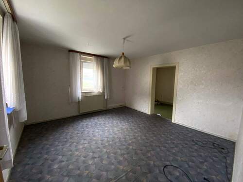 IMG_3508.jpg - 7 Zimmer Einfamilienhaus in Schöffengrund