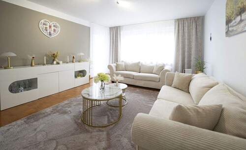Wohnen - Etagenwohnung mit 94,00 m² in Landshut zum Kaufen