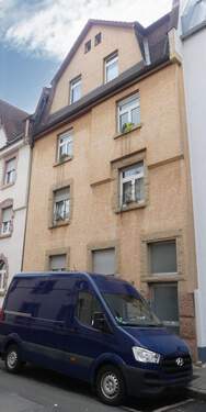Straßenansicht - 9 Zimmer Mehrfamilienhaus, Wohnhaus zum Kaufen in Offenbach