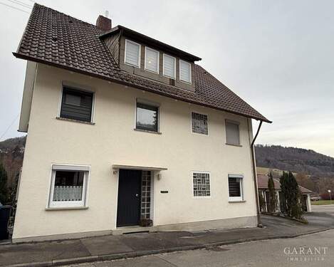 Ansicht - freistehendes Einfamilienhaus in attraktiver Wohnlage - Ein Ort zum Leben und Wohlfühlen