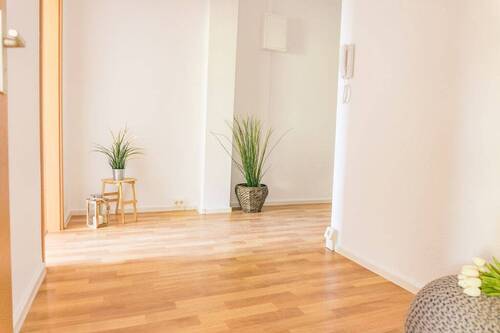 Flur - Etagenwohnung mit 60,70 m² in Chemnitz zur Miete