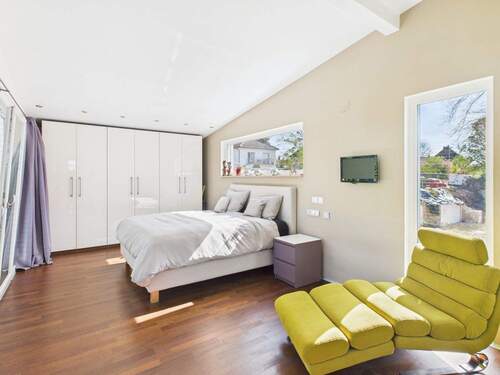 Stilvolles Schlafzimmer - 