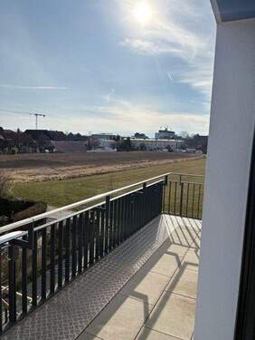 Balkon - 2 Zimmer Etagenwohnung in Germering