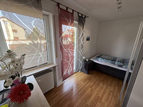 Schlafzimmer - 1 Zimmer Etagenwohnung in Ludwigshafen am Rhein