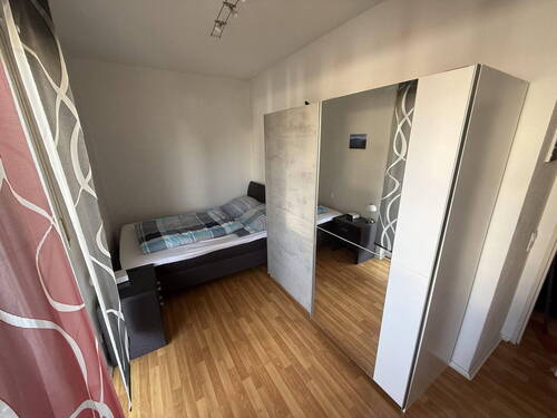 Schlafzimmer - Etagenwohnung mit 39,30 m&sup2; in Ludwigshafen am Rhein zum Kaufen