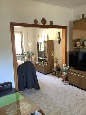 großes Wohnzimmer im OG - 