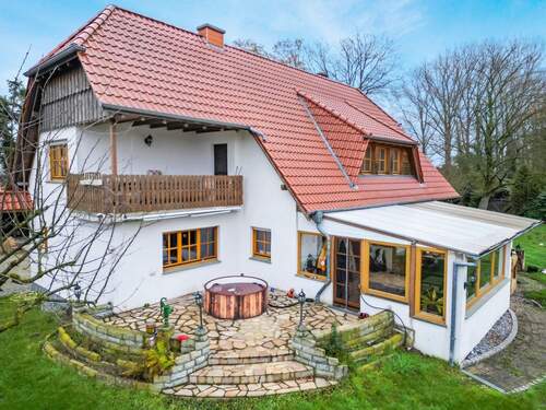 Hausansicht Rückseite mit Terrasse und Wintergarten - RESERVIERT Zweifamilienhaus-Wohntraum auf großem Grundstück zwischen Warendorf und Freckenhorst