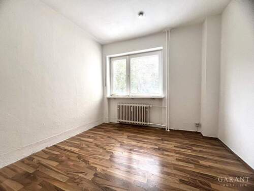 Zimmer 2 - 5 Zimmer Etagenwohnung in Berlin-Lankwitz