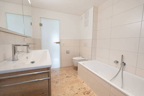Bad mit BW und DU - 3 Zimmer Etagenwohnung zur Miete in Wehr