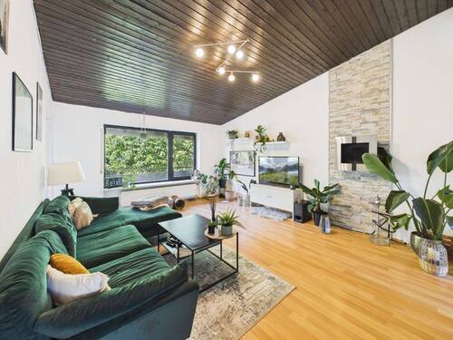 gemütlicher Wohnbereich - 2 Zimmer Etagenwohnung zum Kaufen in Klein-Winternheim