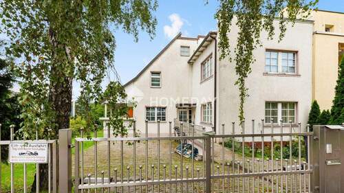 Außenansicht 1 - Großes Einfamilienhaus mit 6 Zimmern, Keller, Garten und Terrasse - Mehrgenerationenwohnen möglich