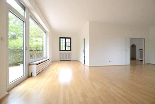 Wohnen-Essen - 4 Zimmer Einfamilienhaus in Königstein im Taunus