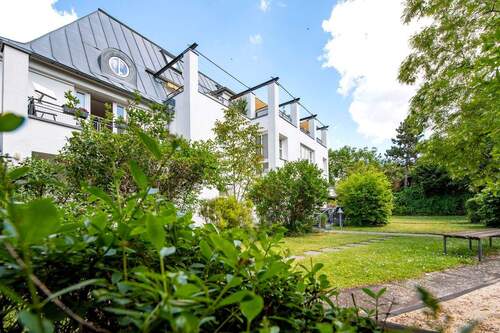 InnenhofFassade_4009 - Provisionsfrei: vermietetes Investment im grünen Buckow - nahe U-Bahn und Britzer Garten