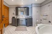 En-Suite-Bad - 