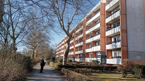 Ansicht.jpg - moderne Wohnung in durchgrünter Lage
